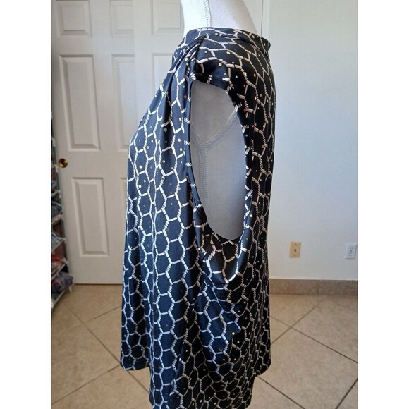 JOIE DE VIVRE WOMENS BLOUSE  TOP PLUS SIZE 2X BLACK  GOLD SLEEVELESS HENLEY NECK - Picture 4 of 13